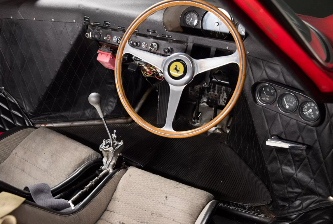 Оцінили у 26 млн доларів: на продаж виставили ексклюзивний Ferrari 250 LM