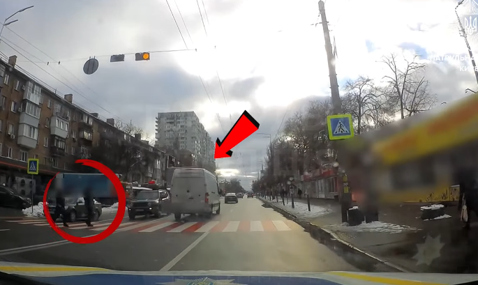 Водители могут попасть на штраф из-за пешеходов: о чем речь
