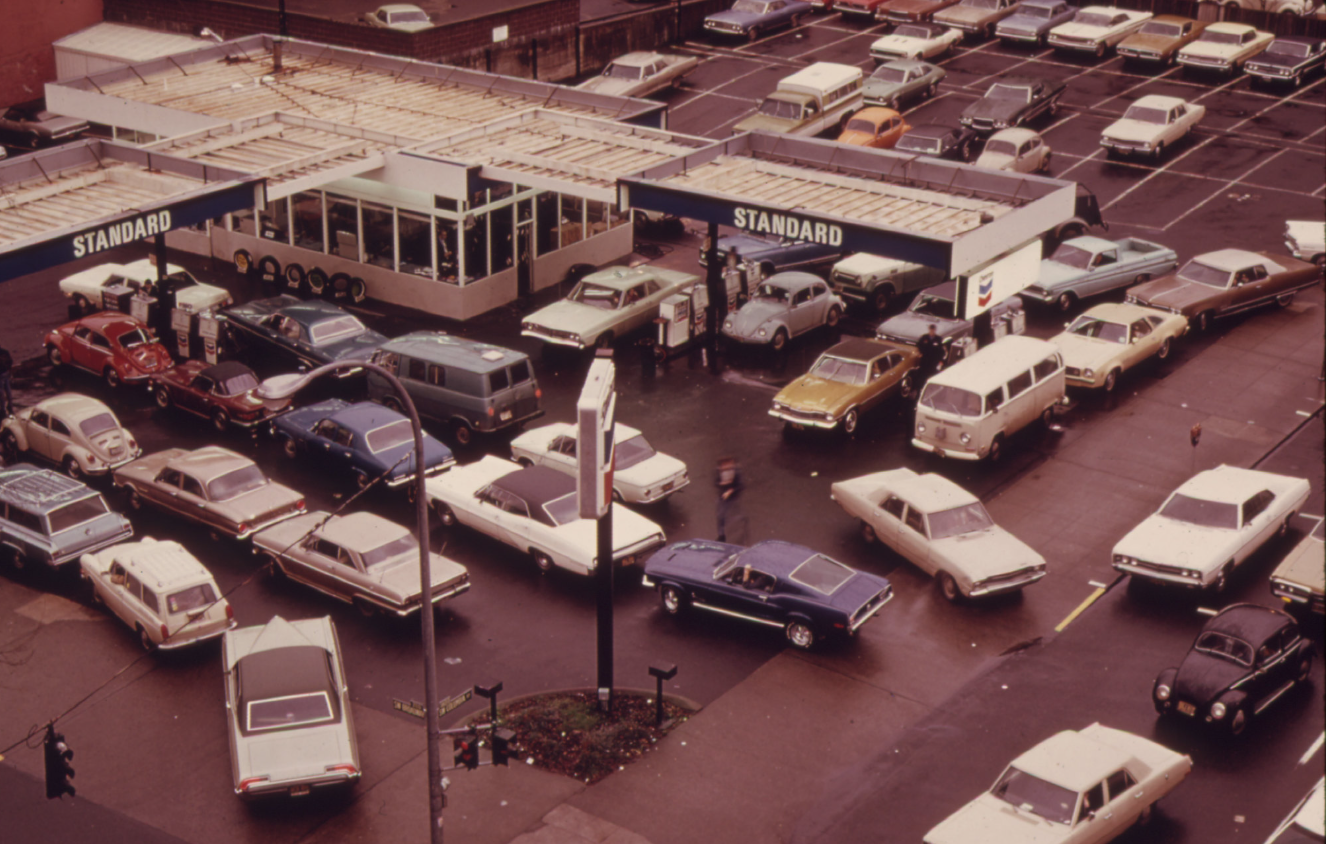 Не просто топливо: 5 интересных фактов о бензине