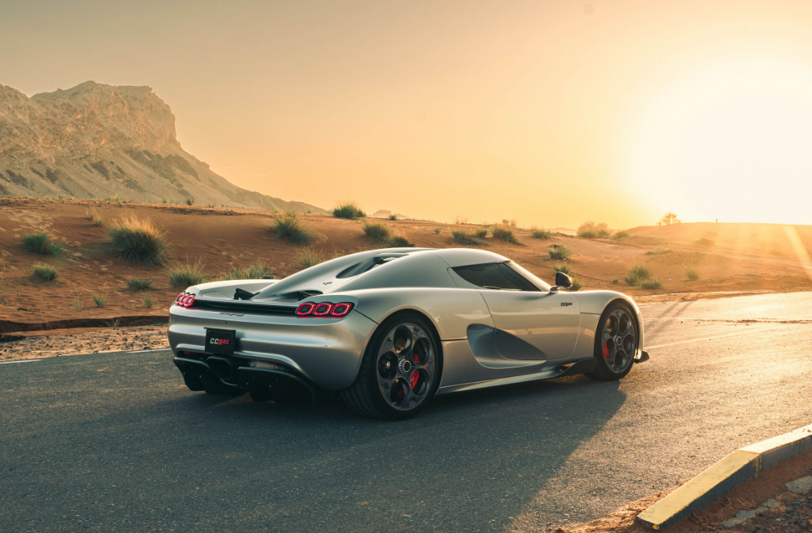 З унікальною трансмісією: Koenigsegg запустив у виробництво гіперкар тиражем 70 екземплярів