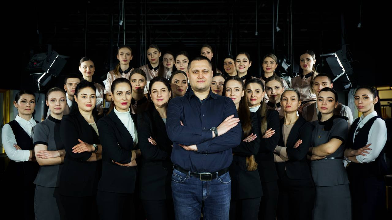 Днепровская киностудия попросила у Зеленского защиты от действий Нацполиции и судей