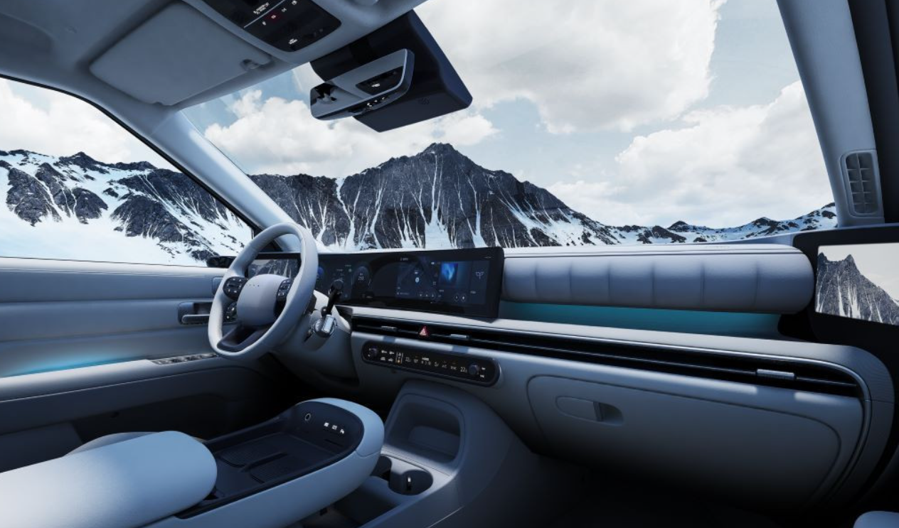 Hyundai презентовал кроссовер Nexo, работающий на водороде