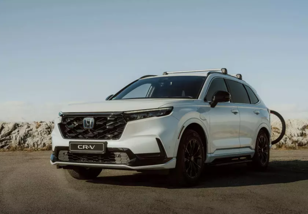 Honda представила гибридный кроссовер CR-V со встроенным "мини-отелем": подробности