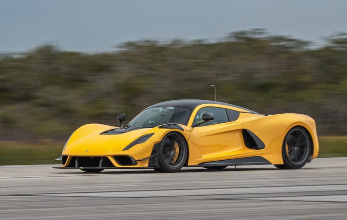 Более 2000 сил: представлен самый мощный в мире автомобиль с ДВС