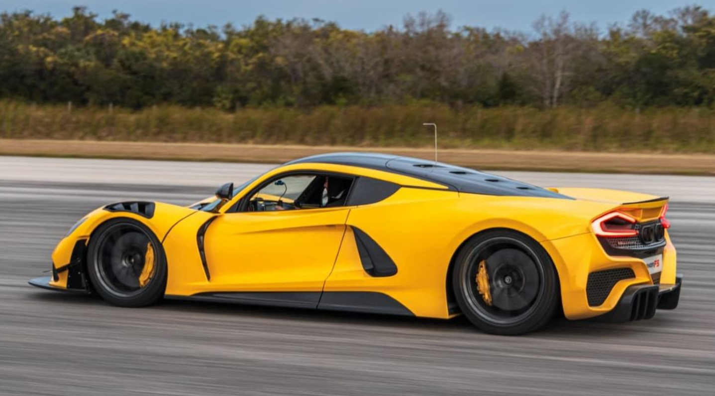 Более 2000 сил: представлен самый мощный в мире автомобиль с ДВС