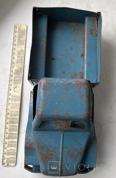 Ретро-іграшка за 30 тисяч: як виглядає стара машинка, за якою &quot;полюють&quot; антиквари