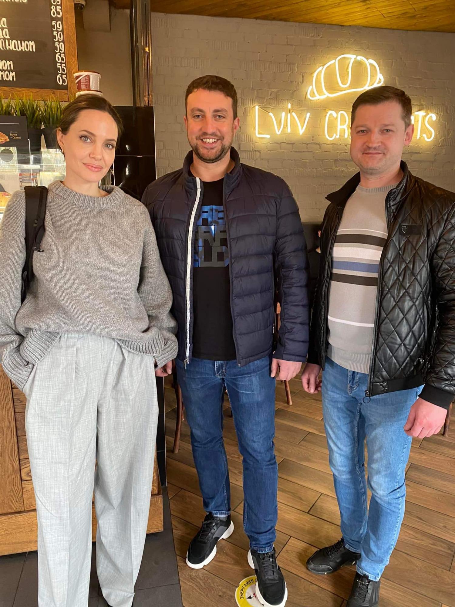 5 простых привычек Анджелины Джоли для сохранения молодости. Раскрываем секрет