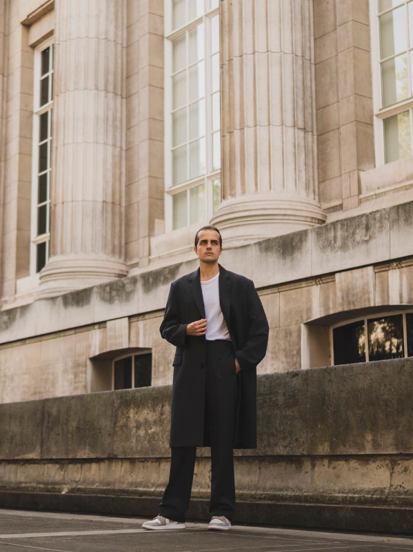 Як живе онук Ротару після втечі з України: пише музику та майже не говорить про війну