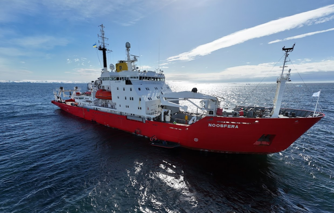 На передовій світової науки: як працюють українські полярники й що досліджують в Антарктиці