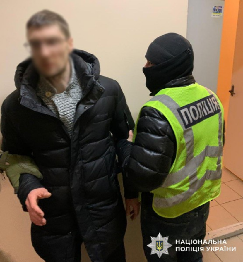 У Києві чоловік атакував водія евакуатора й залишив помирати: що йому загрожує