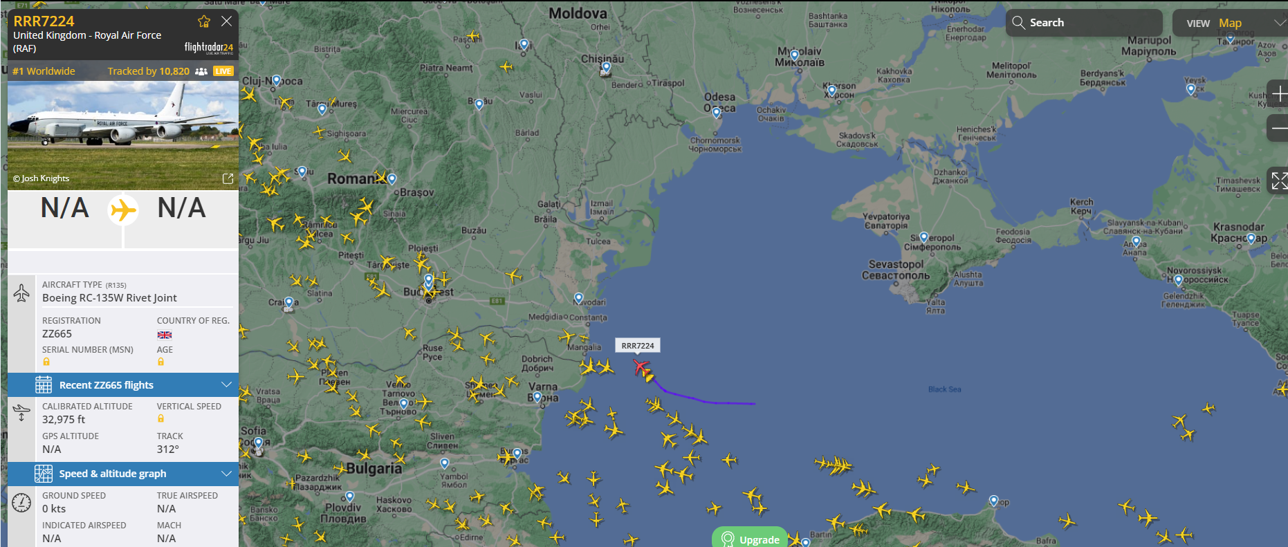 Про це повідомляє РБК-Україна з посиланням на Flightradar.