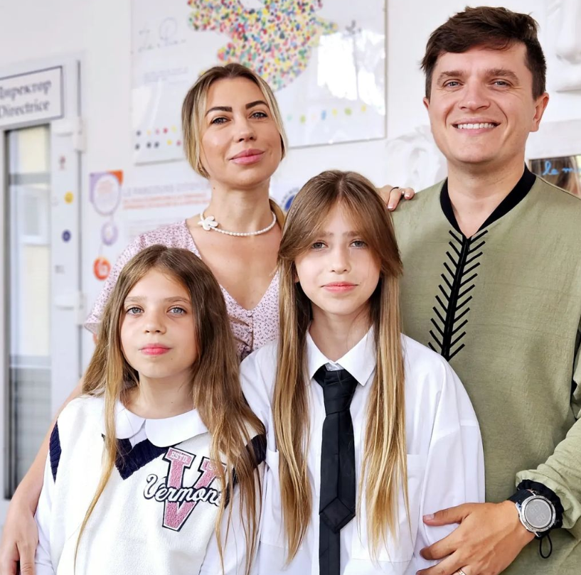 &quot;Я защищала свой брак&quot;: жена Анатолича призналась, что &quot;рылась&quot; в телефоне ведущего