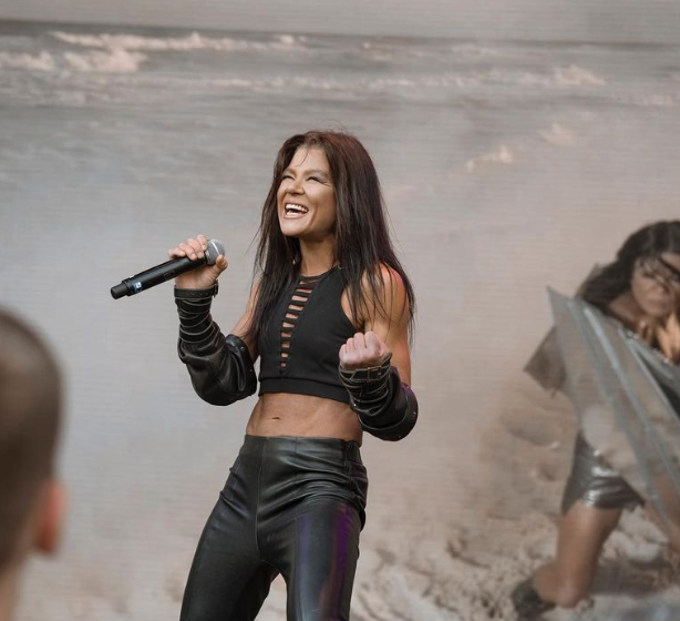 Где в прошлом работали Руслана, Билык и alyona alyona. Угадайте, кто был директором, а кто - коллектором