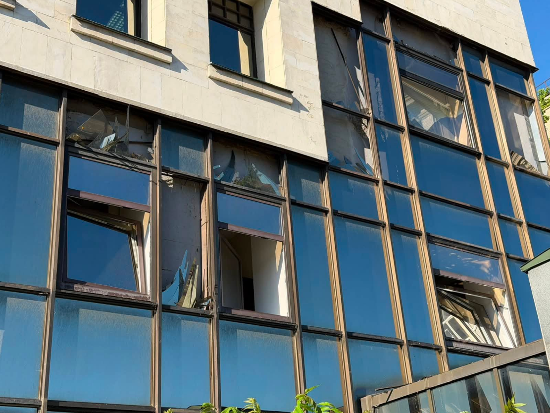 Атака РФ пошкодила будівлю Вищого антикорупційного суду в Києві (фото)