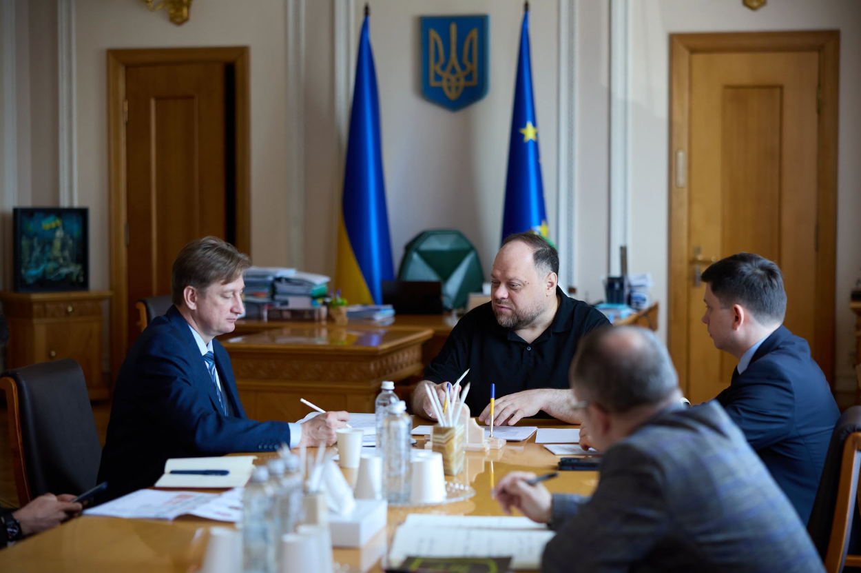 Можливість зимового НМТ і не тільки: що обговорили під час зустрічі очільники МОН і ВРУ