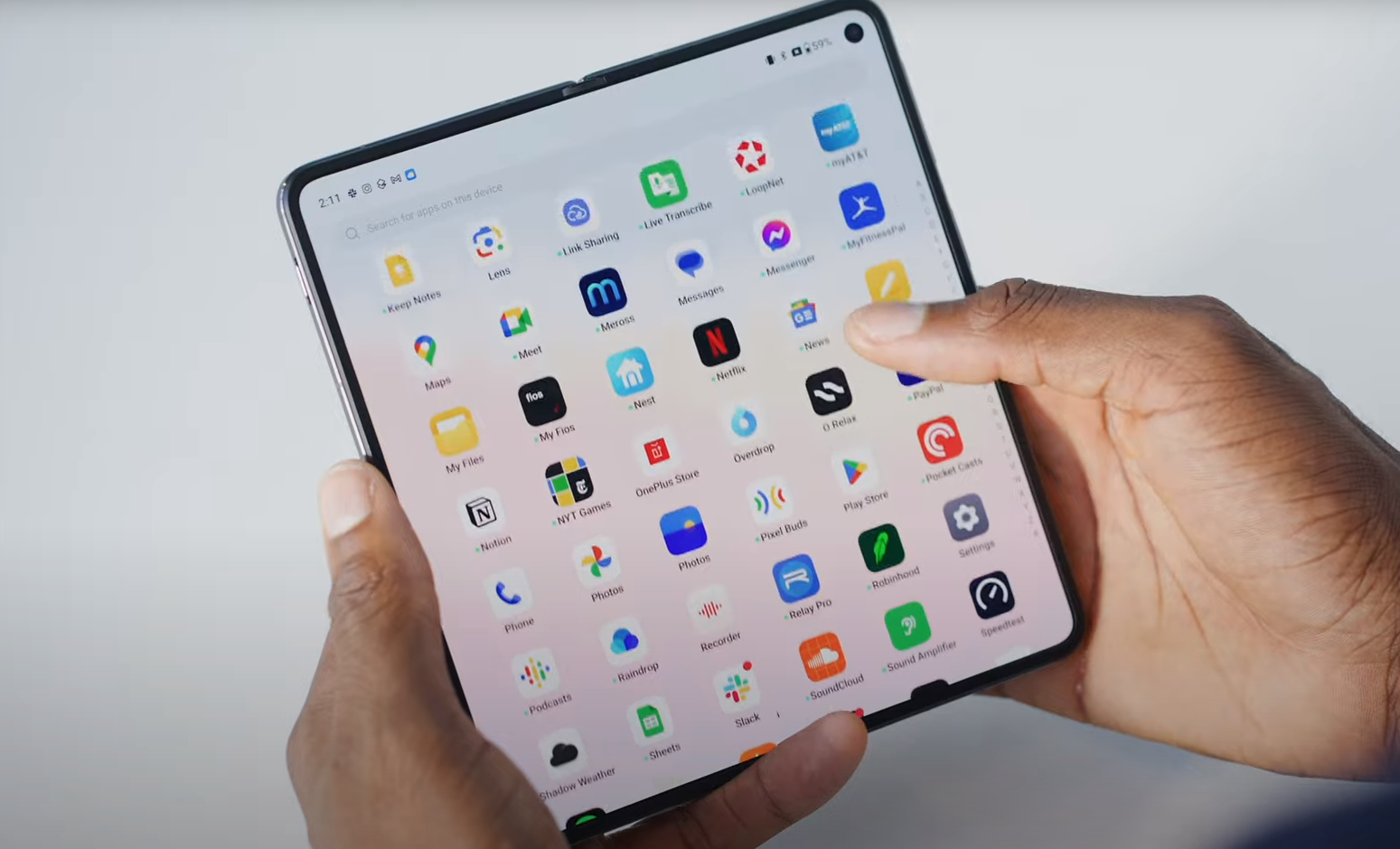 Известный ютубер назвал лучшие смартфоны 2023 года: сколько они стоят в Украине