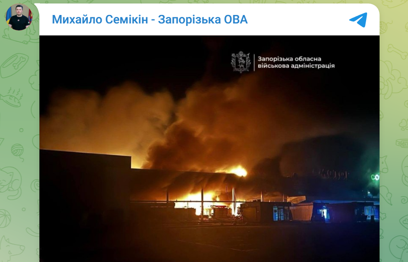 "Суцільні руїни": РФ знищила один із найбільших торгових центрів Запоріжжя (фото, відео)