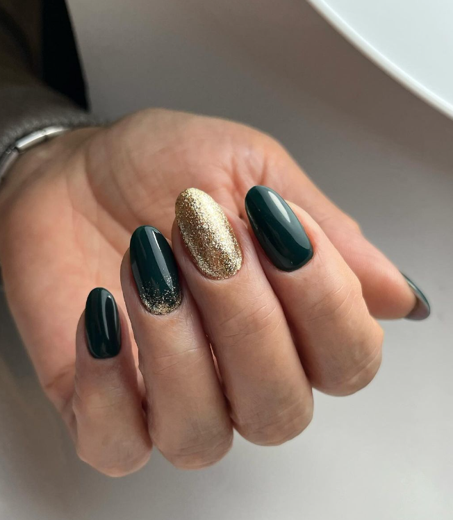 Маникюр 2024 года: эти дизайны будут в тренде и сделают ваши ручки самыми красивыми