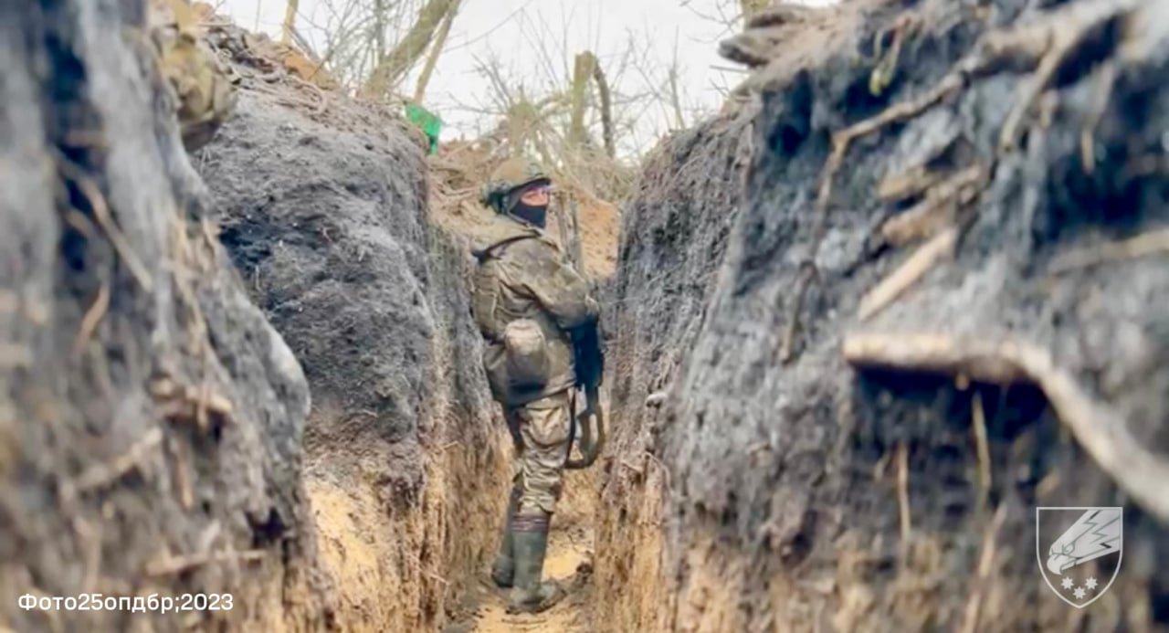 Зазирніть у ці очі: як виглядають Січеславські десантники, які стоять на стражі незалежності