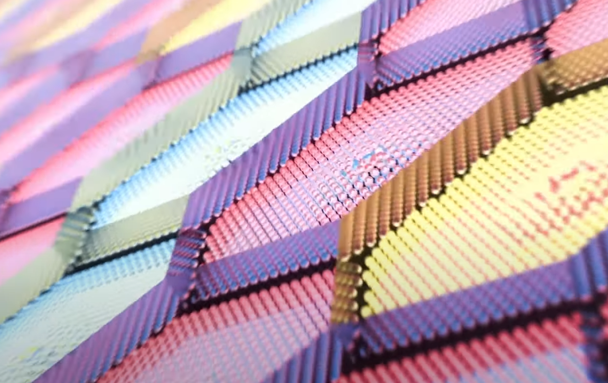 Розробники створили унікальний смартфон-хамелеон, зданий змінювати колір: як це виглядає (відео)