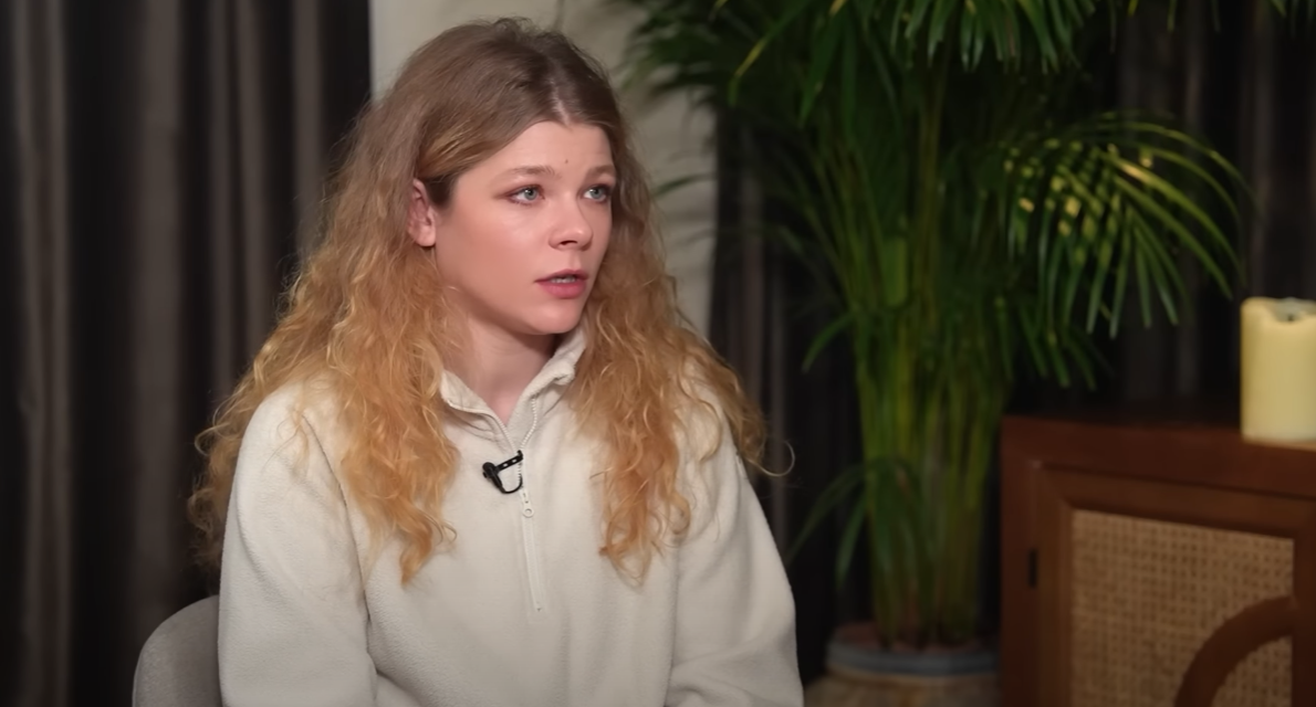 Звезда &quot;Крепостной&quot; заявила о желании пойти на фронт и высказалась о мобилизации женщин