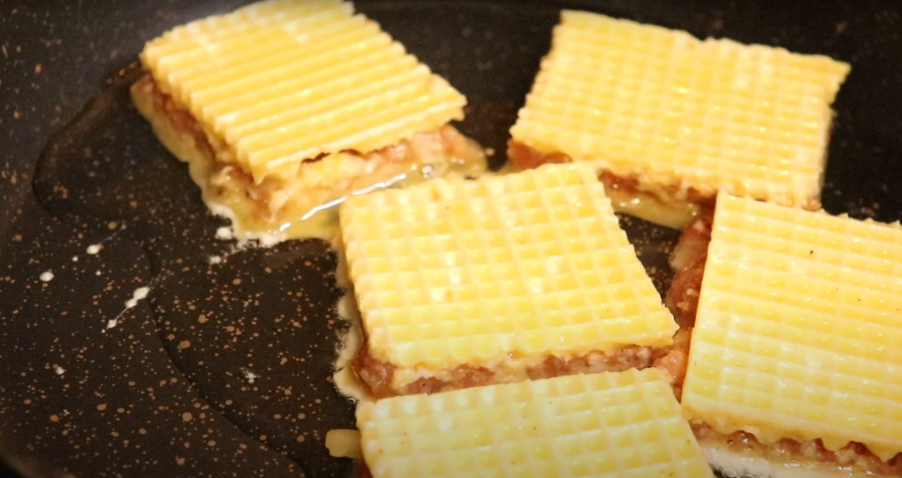 &quot;Ліниві&quot; біляші без мороки з тістом: буде смачно, ніби з пиріжкової