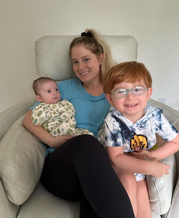 Як змінився рудоволосий хлопчик з фільму "Діти шпигунів": ви його не впізнаєте (фото)