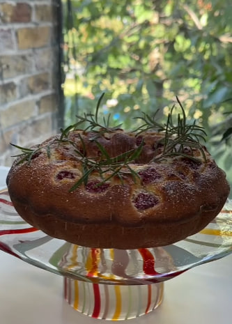 Найсмачніший французький пиріг підкорить усіх. Простий рецепт, для якого вам не потрібні ваги