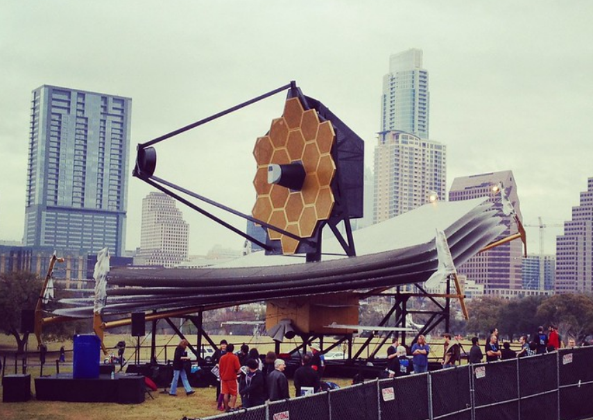 У космосі знайшли планету з &quot;киплячим океаном&quot;: чи можливе там життя