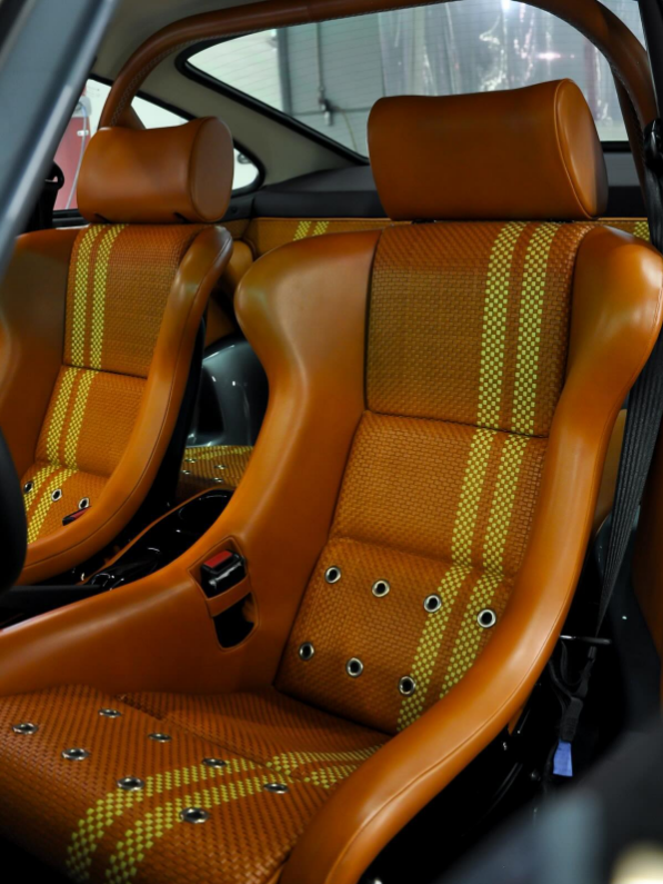 В Украину привезли уникальный Porsche за бешеные деньги: что известно (фото)