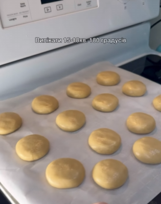 Помните пирожные &quot;Персики&quot;? Оказалось, их совсем не трудно приготовить (рецепт с видео)