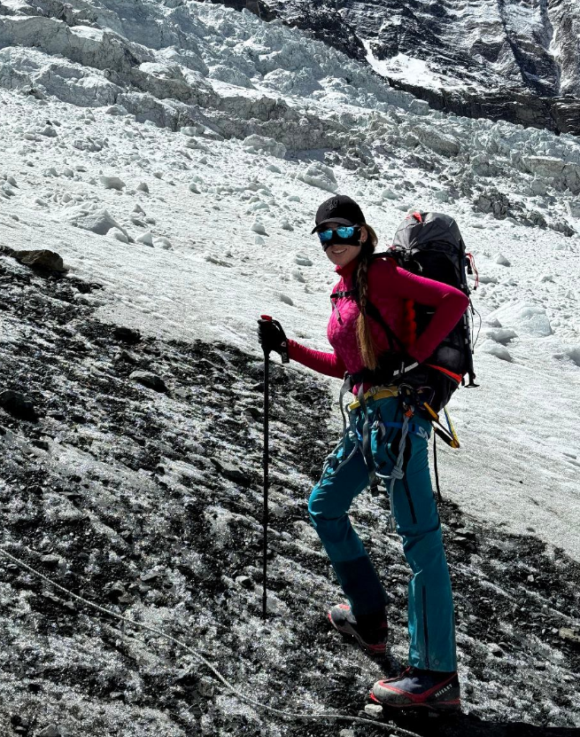 Українка, яка першою підкорила Еверест, піднялась на одну з найнебезпечніших гір світу: як це було
