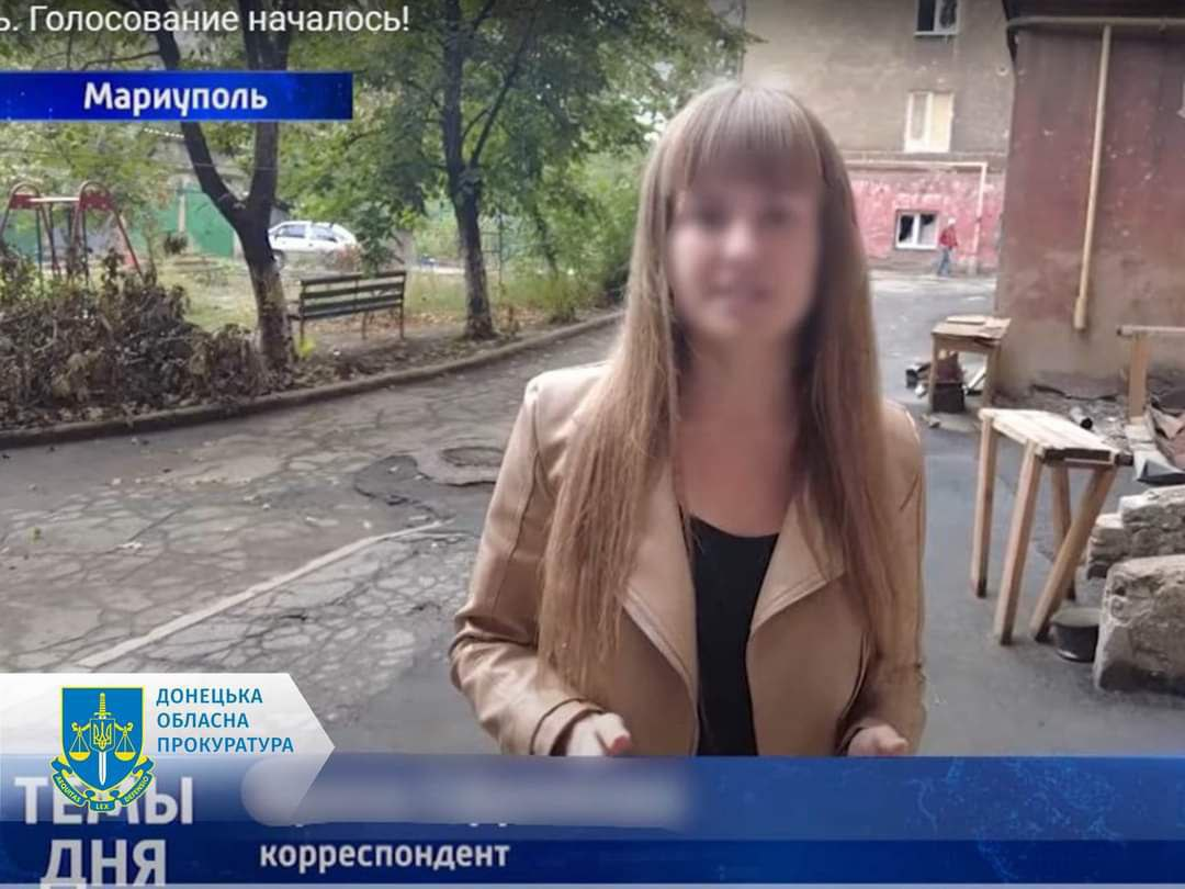 Журналістка у Маріуполі стала пропагандисткою для окупантів. Їй оголосили підозру