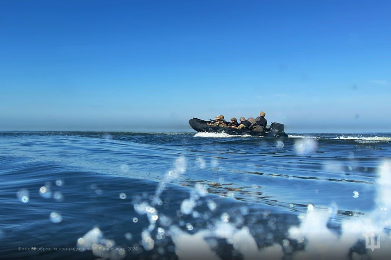З'явилися рідкісні фото миколаївських морпіхів у &quot;рідній стихії&quot;