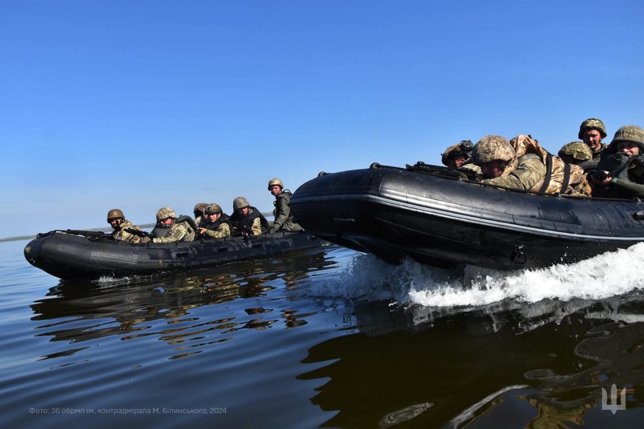 З'явилися рідкісні фото миколаївських морпіхів у &quot;рідній стихії&quot;