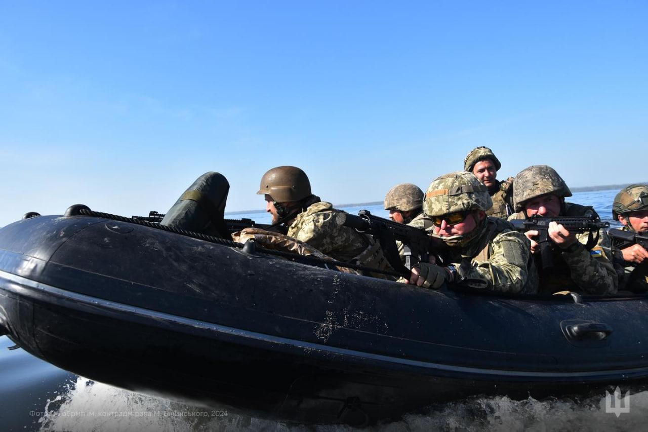 З'явилися рідкісні фото миколаївських морпіхів у &quot;рідній стихії&quot;