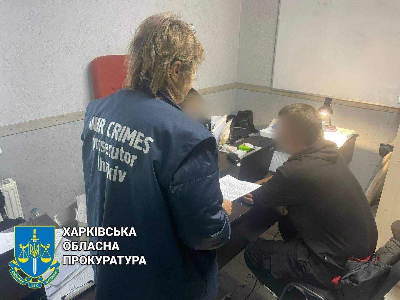 У звільненій Боровій затримали 18-річного "поліцейського", який допомагав окупантам