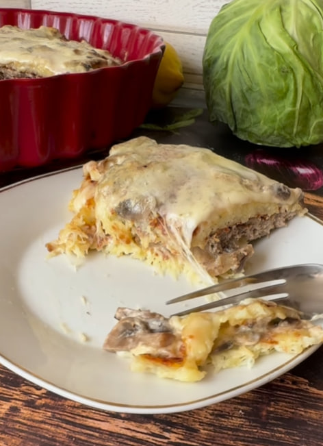 Запеченный драник с мясом и грибами: очень вкусное блюдо из обычных продуктов