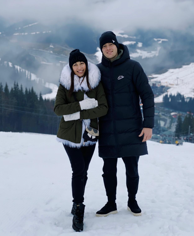 Знайомі з 1 класу: дивіться, як виглядає красуня-дружина Артема Довбика