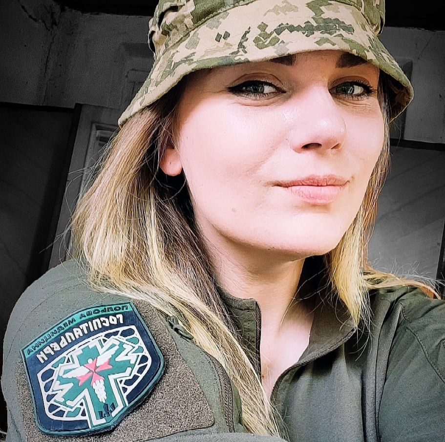 На фронті загинула відома парамедик "Госпітальєрів" Ірина "Чека" Цибух