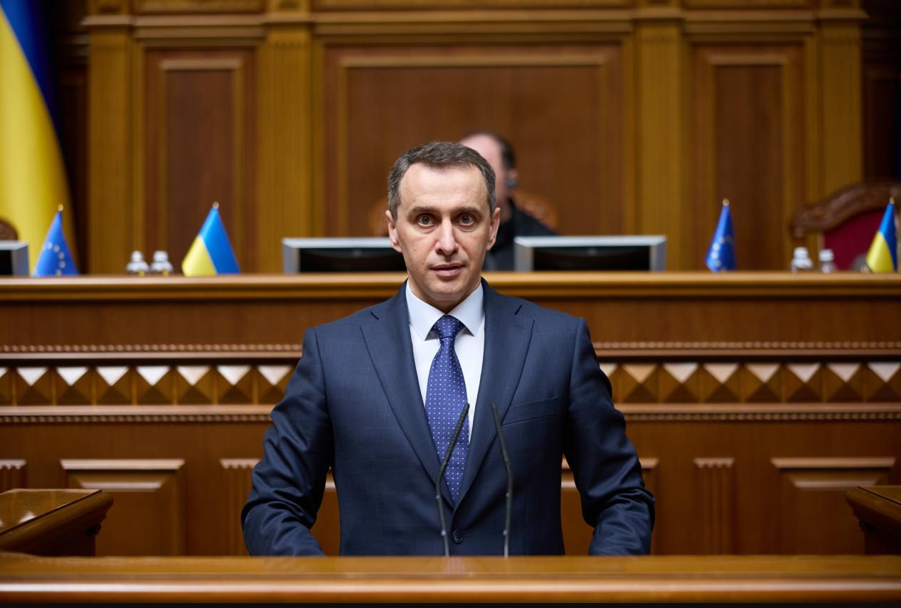 Выписывать и продавать лекарства в Украине планируют по-новому: что может измениться