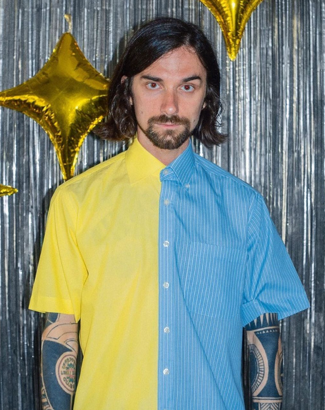 Группа Quest Pistols выступила за границей с песнями на русском. Что говорит Савлепов (видео)