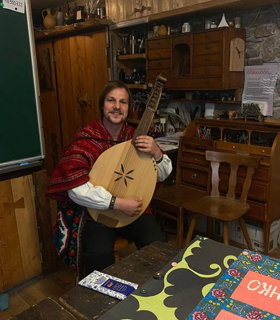 Участник популярной группы встал на защиту Украины: &quot;Уже второй месяц я в ВСУ&quot;