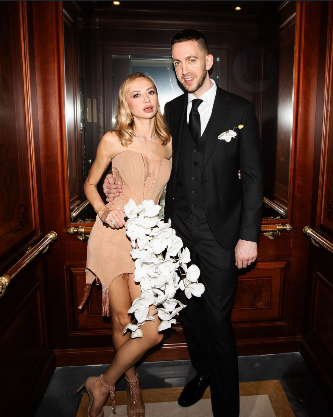 Зірка "Кварталу" показала, як "відгуляла" весілля з іноземцем: бренди, розкіш і блиск