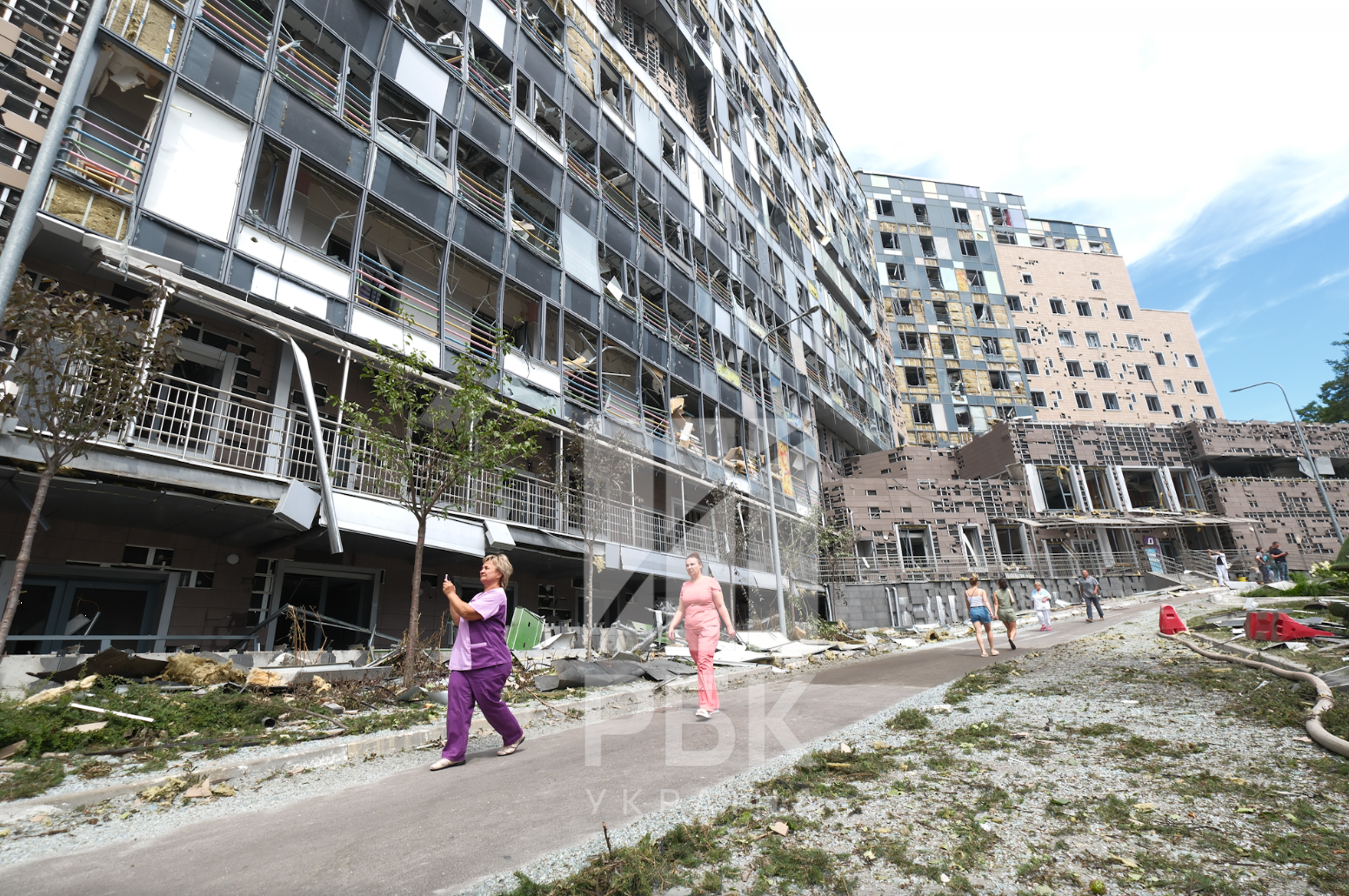 &quot;Пострадали почти все корпуса&quot;. Что известно о последствиях удара по &quot;Охматдету&quot; в Киеве