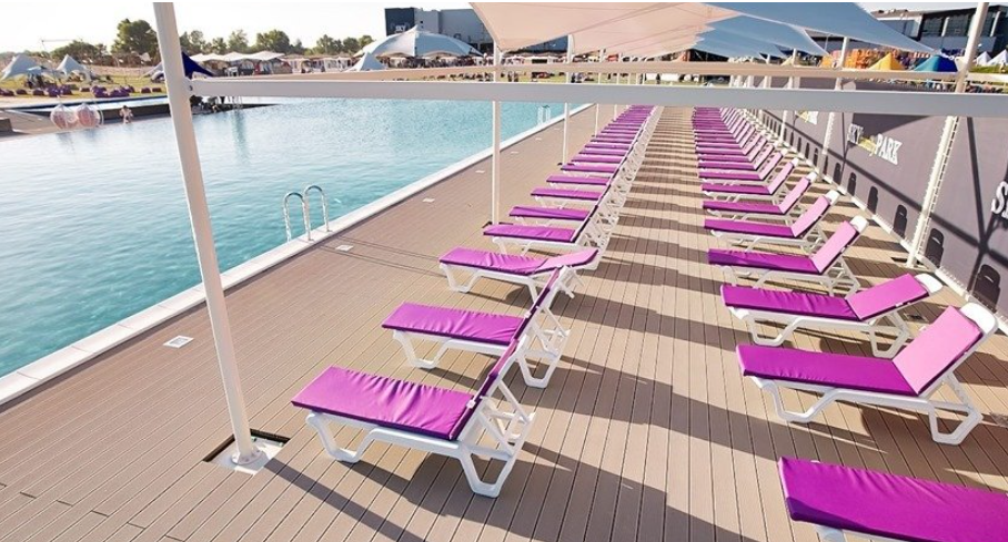 Спасение от жары в Киеве. Где можно отдохнуть возле бассейна и сколько это стоит