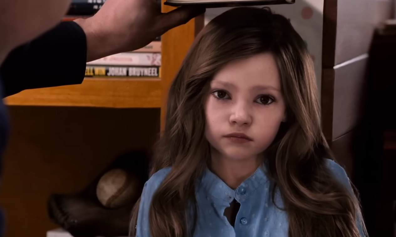 Как выглядит актриса, сыгравшая дочь Беллы и Эдварда в &quot;Сумерках&quot;. Ей 23 и она невероятно красива