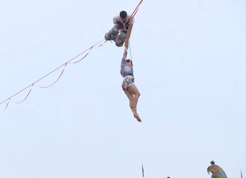 Олимпийские игры 2024: яркие фото и видео с церемонии открытия в Париже