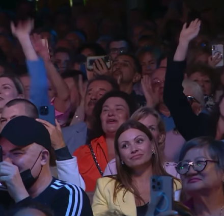 Галкин спел на украинском языке в Юрмале. Это попало на видео