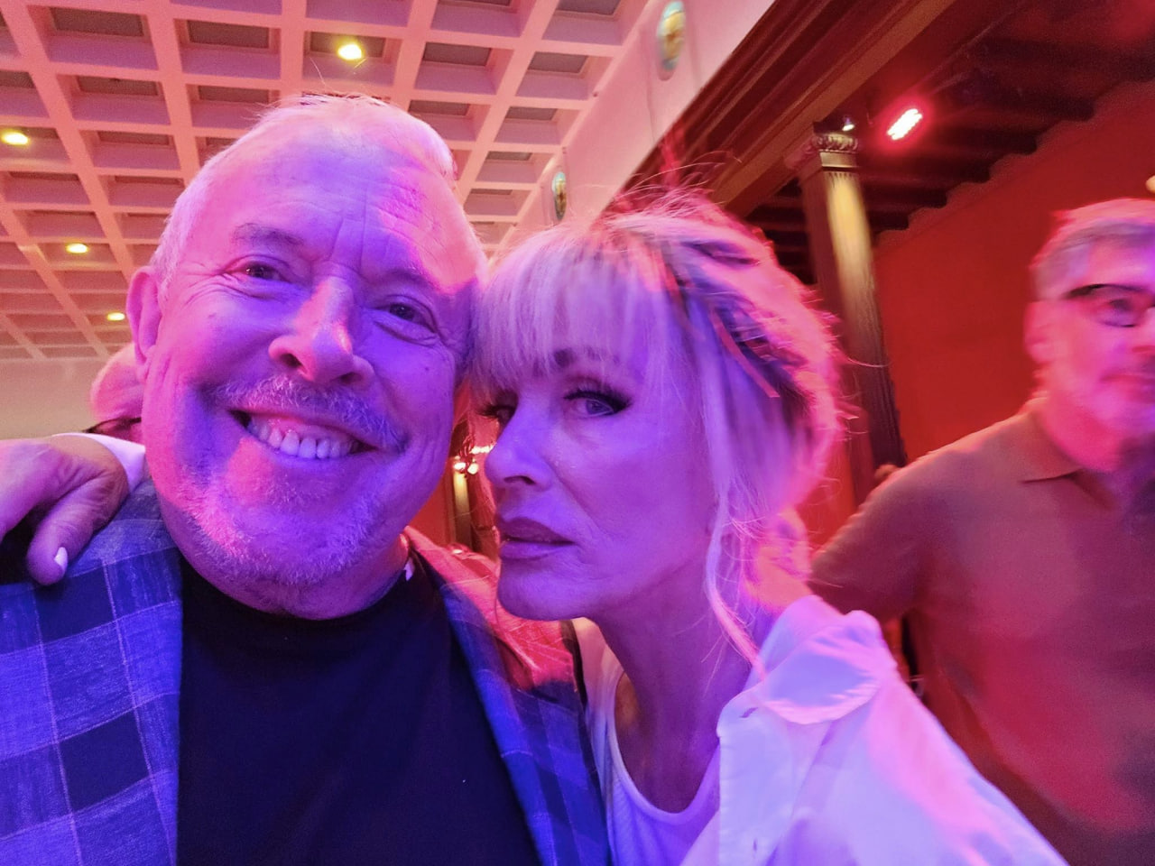 Галкин спел на украинском языке в Юрмале. Это попало на видео